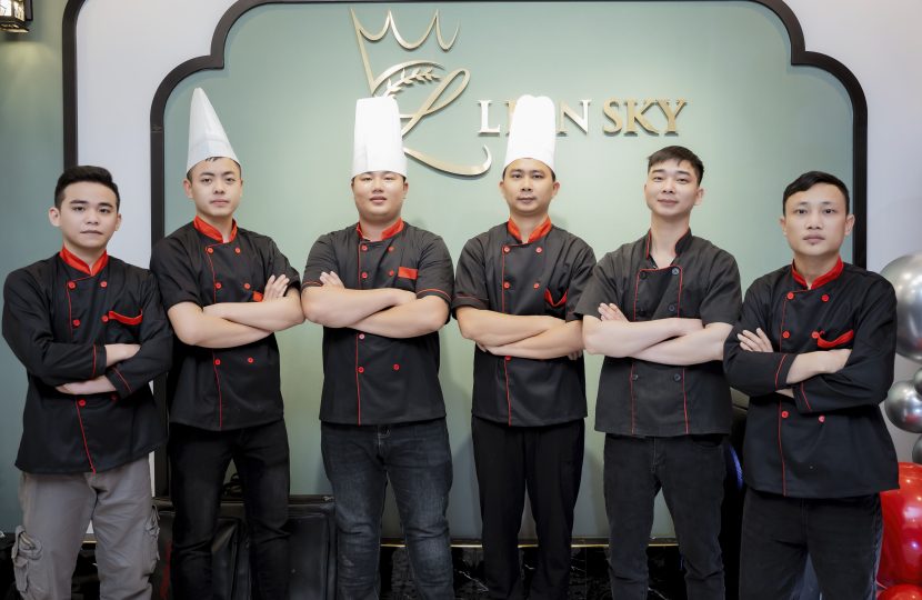 Đội ngũ phục vụ tận tâm – chuyên nghiệp – tinh tế