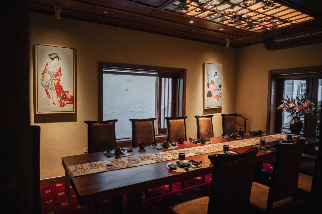 Nhà hàng Hatoyama Hoàn Kiếm